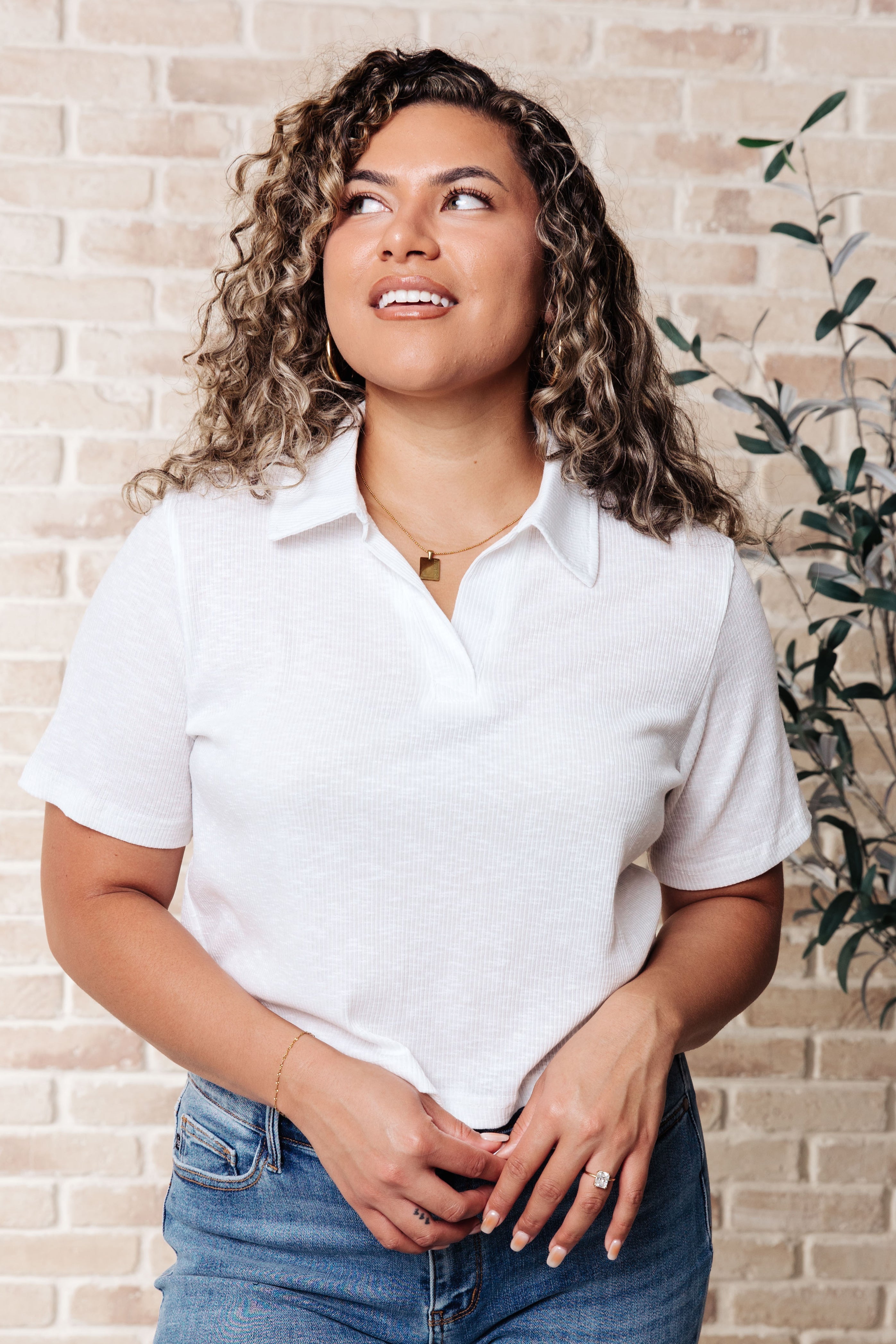 Rory Ribbed Cropped Tennis Tee in White-Tops-Stay Foxy Boutique, Florissant, Missouri