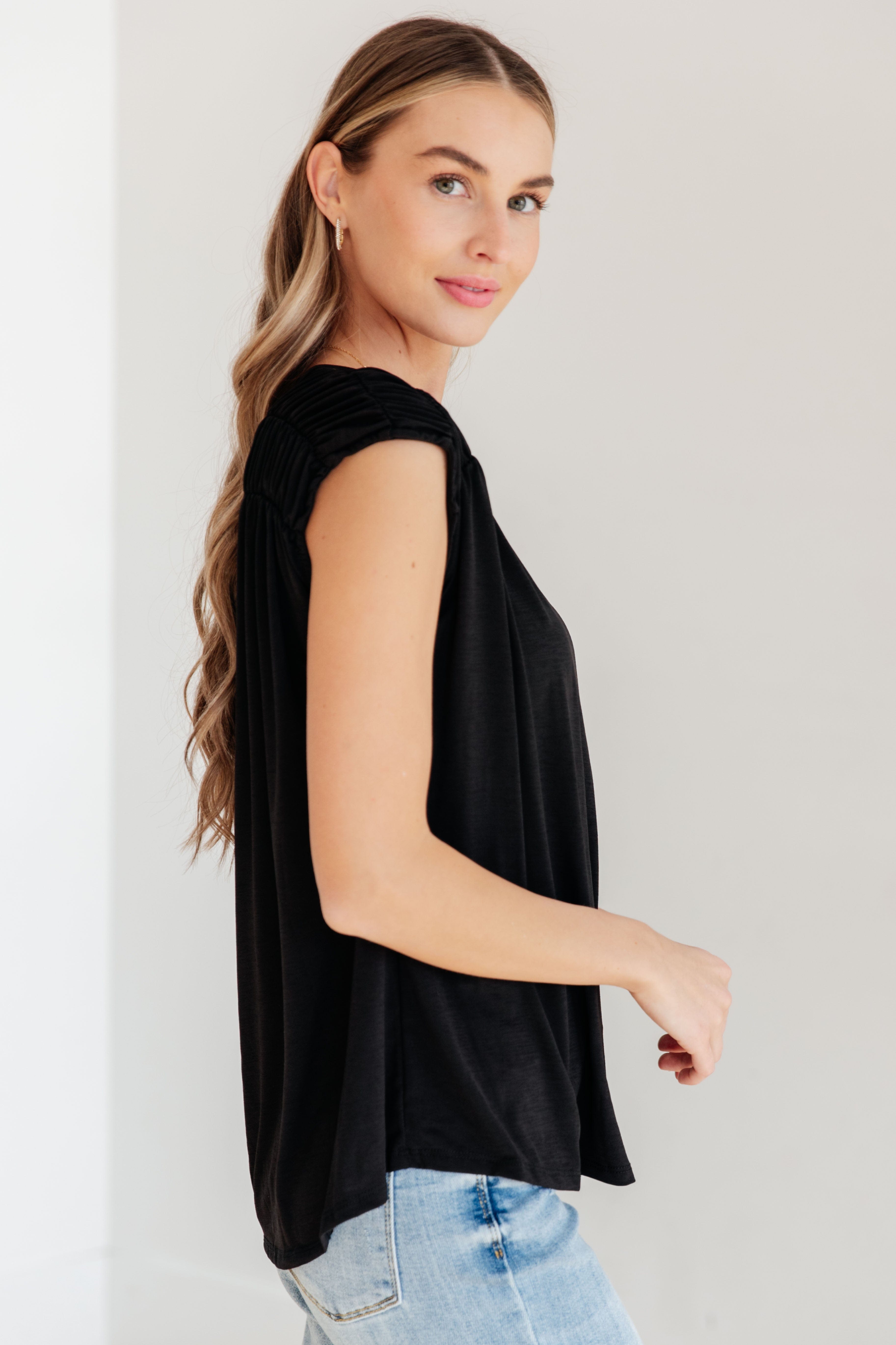 Ruched Cap Sleeve Top in Black-Womens-Stay Foxy Boutique, Florissant, Missouri