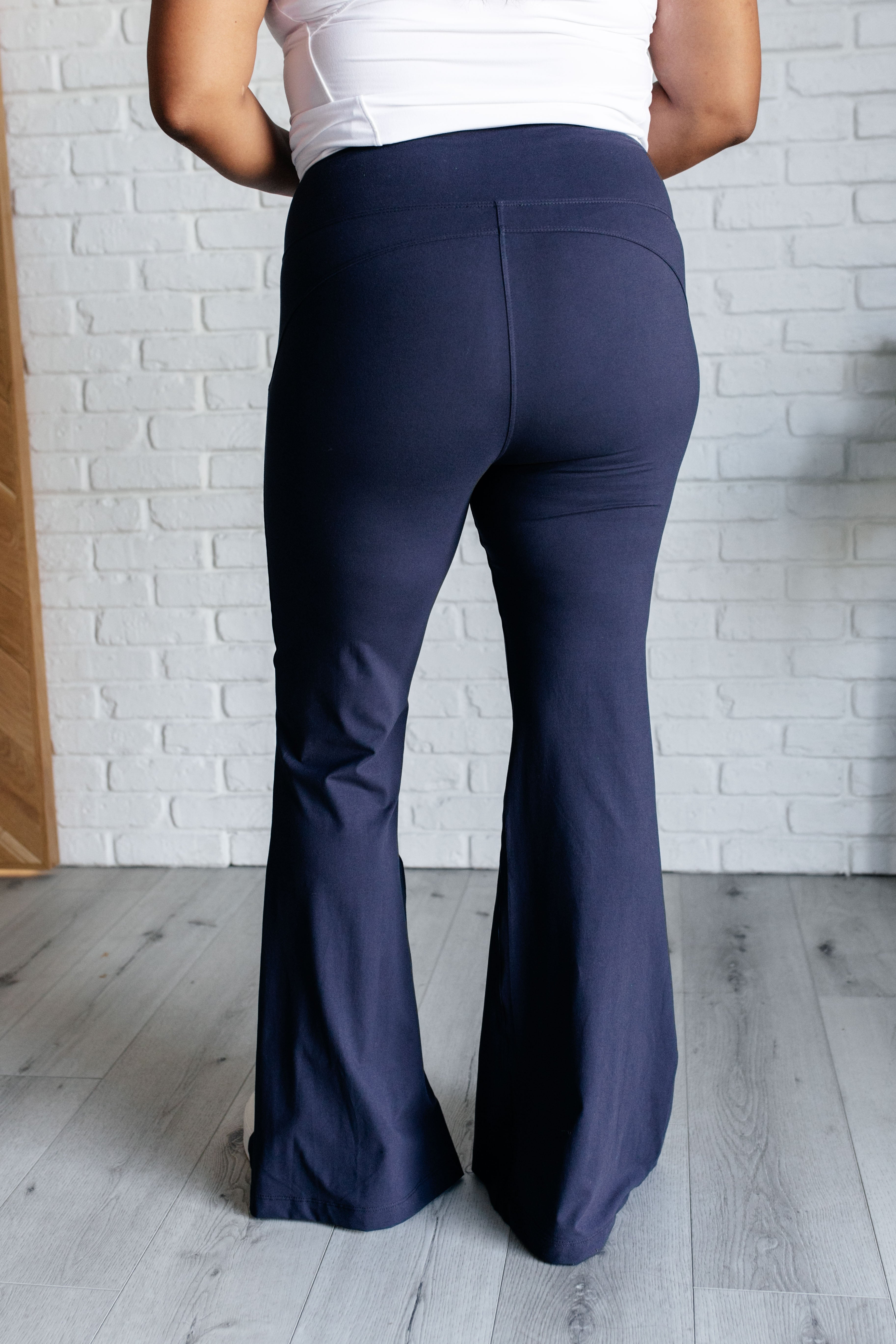 Stamina Stride Flare Leggings in Navy-Athleisure-Stay Foxy Boutique, Florissant, Missouri