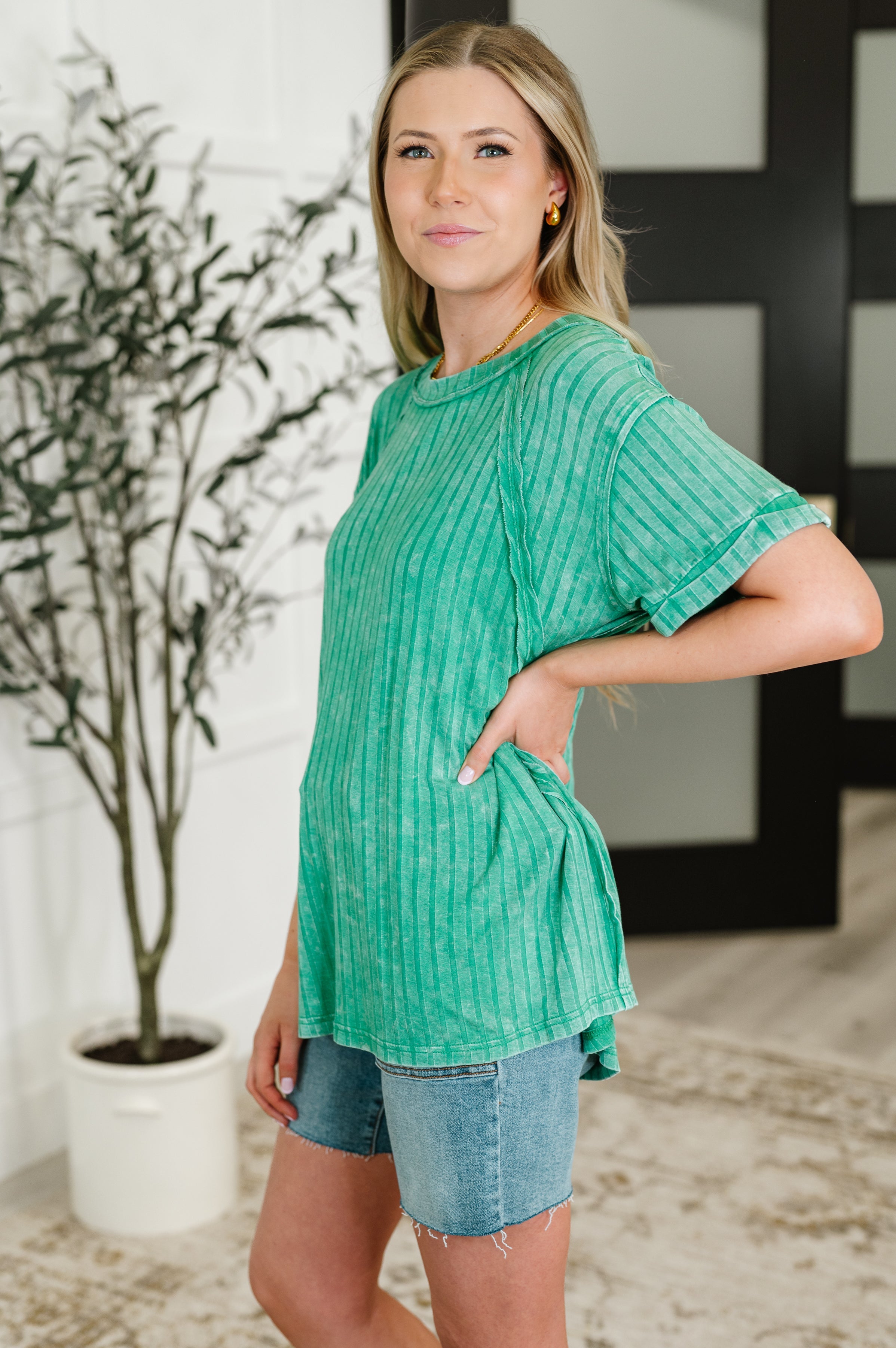 Sunday's Bestie Mineral Wash Top in Kelly Green-Womens-Stay Foxy Boutique, Florissant, Missouri