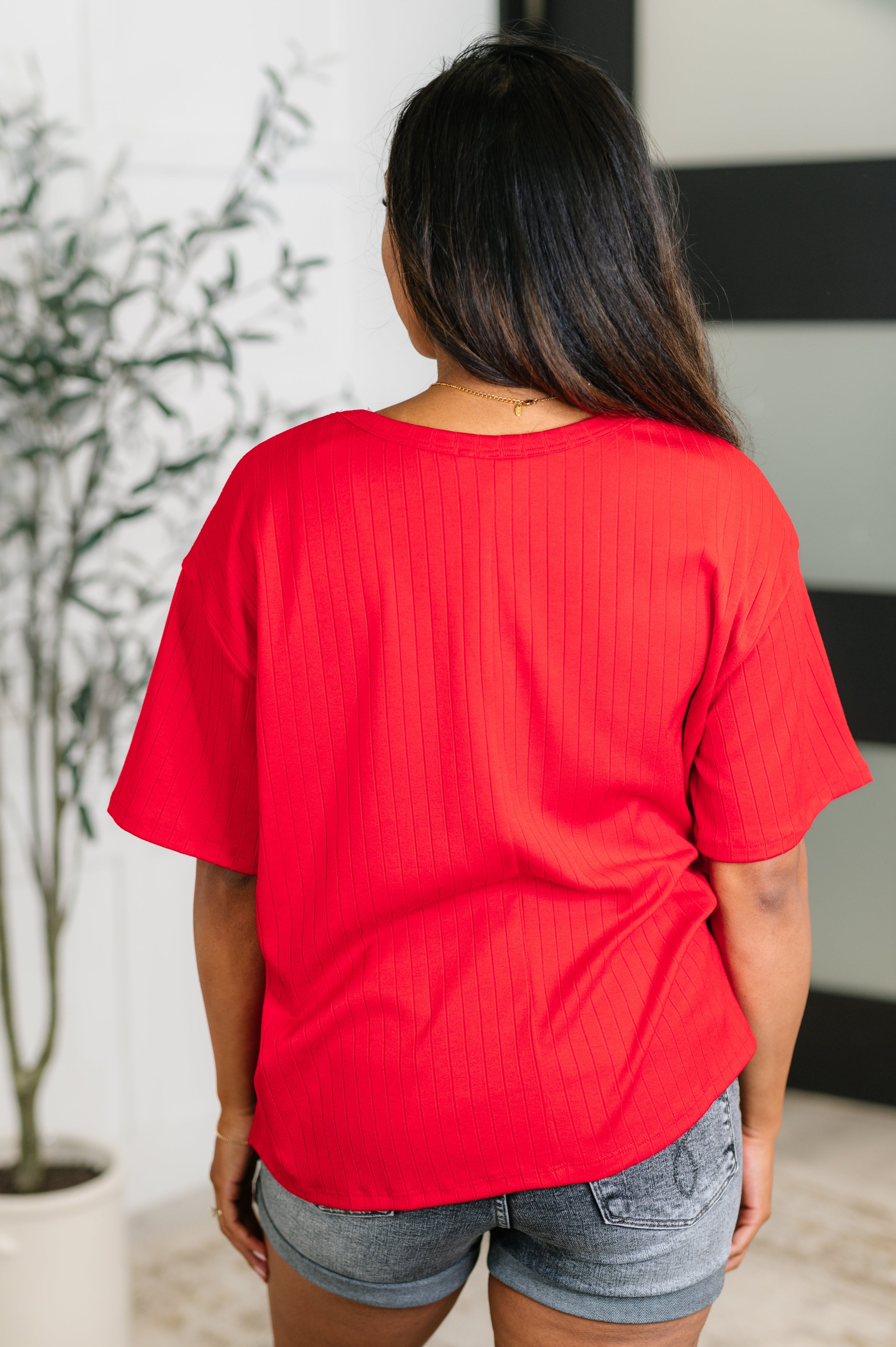 Take It Easy Slouchy Tee in Red-Womens-Stay Foxy Boutique, Florissant, Missouri
