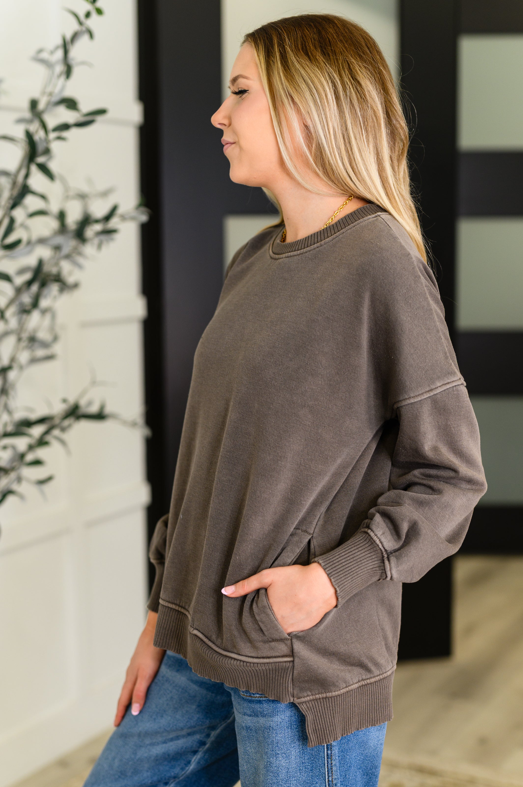 Talk Cozy to Me Stepped Hem Pullover in Brown-Womens-Stay Foxy Boutique, Florissant, Missouri