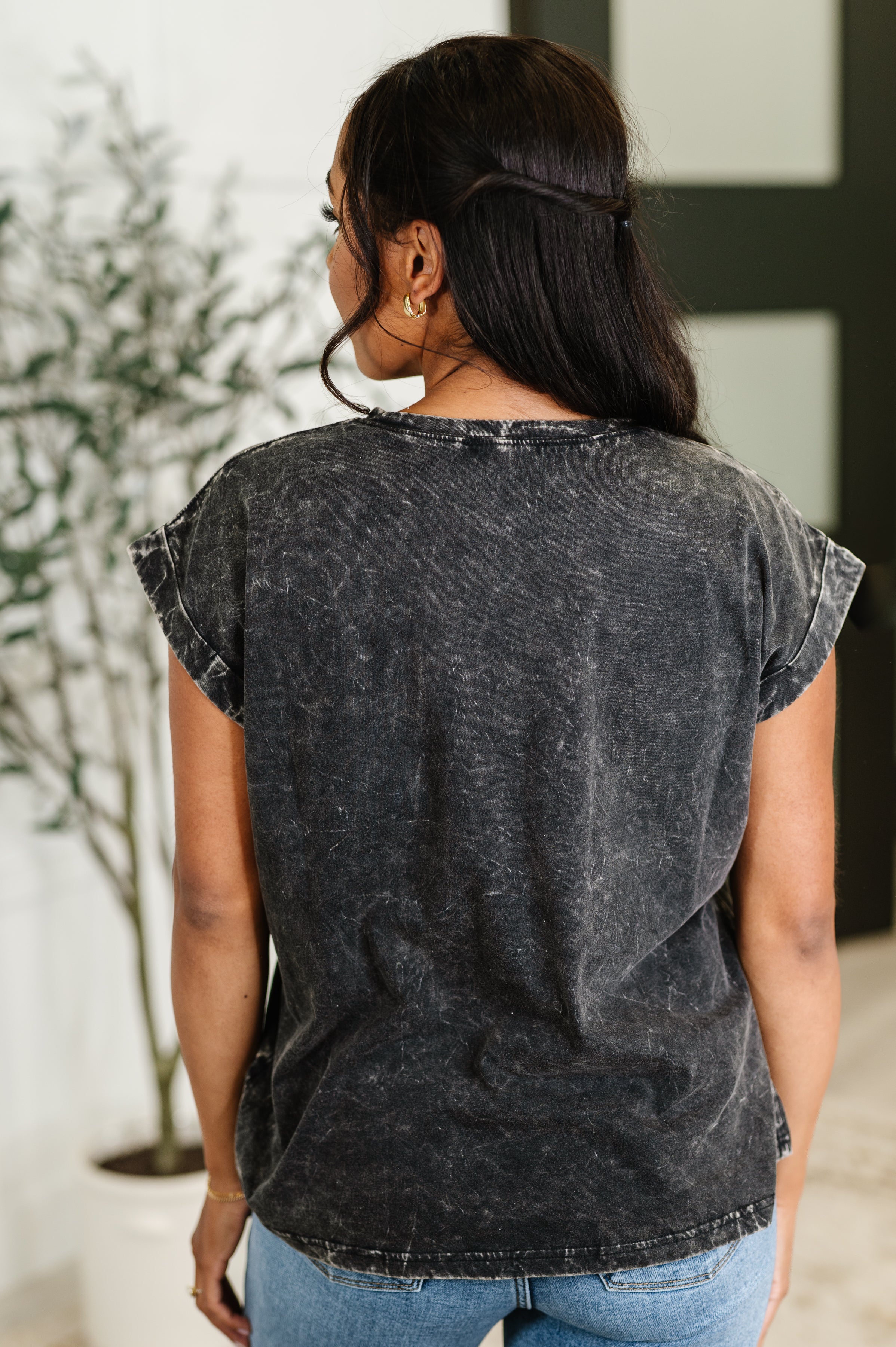 Top That Mineral Wash Tee in Ash Black-Womens-Stay Foxy Boutique, Florissant, Missouri