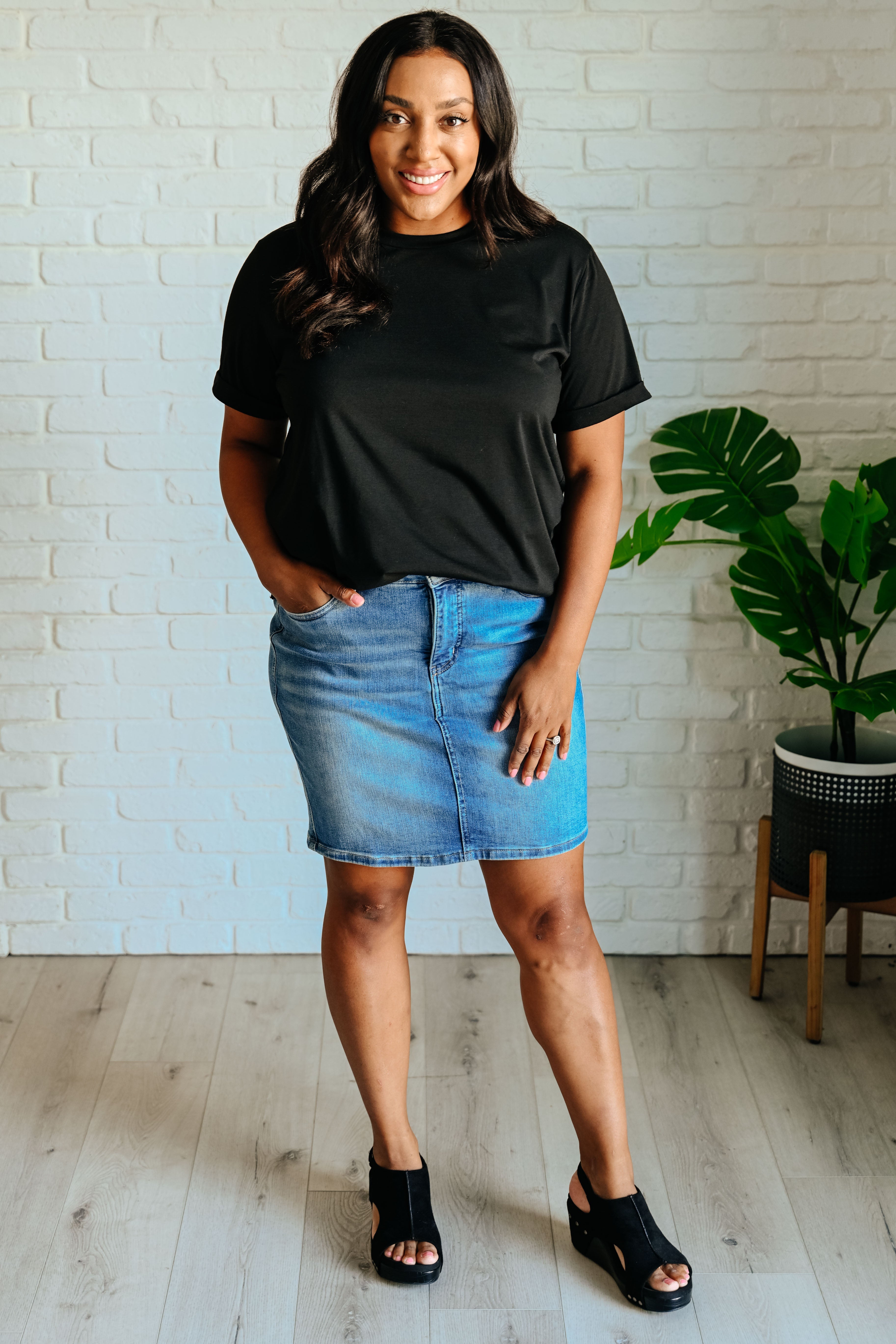 Uptown Crew T-Shirt in Black-Tops-Stay Foxy Boutique, Florissant, Missouri