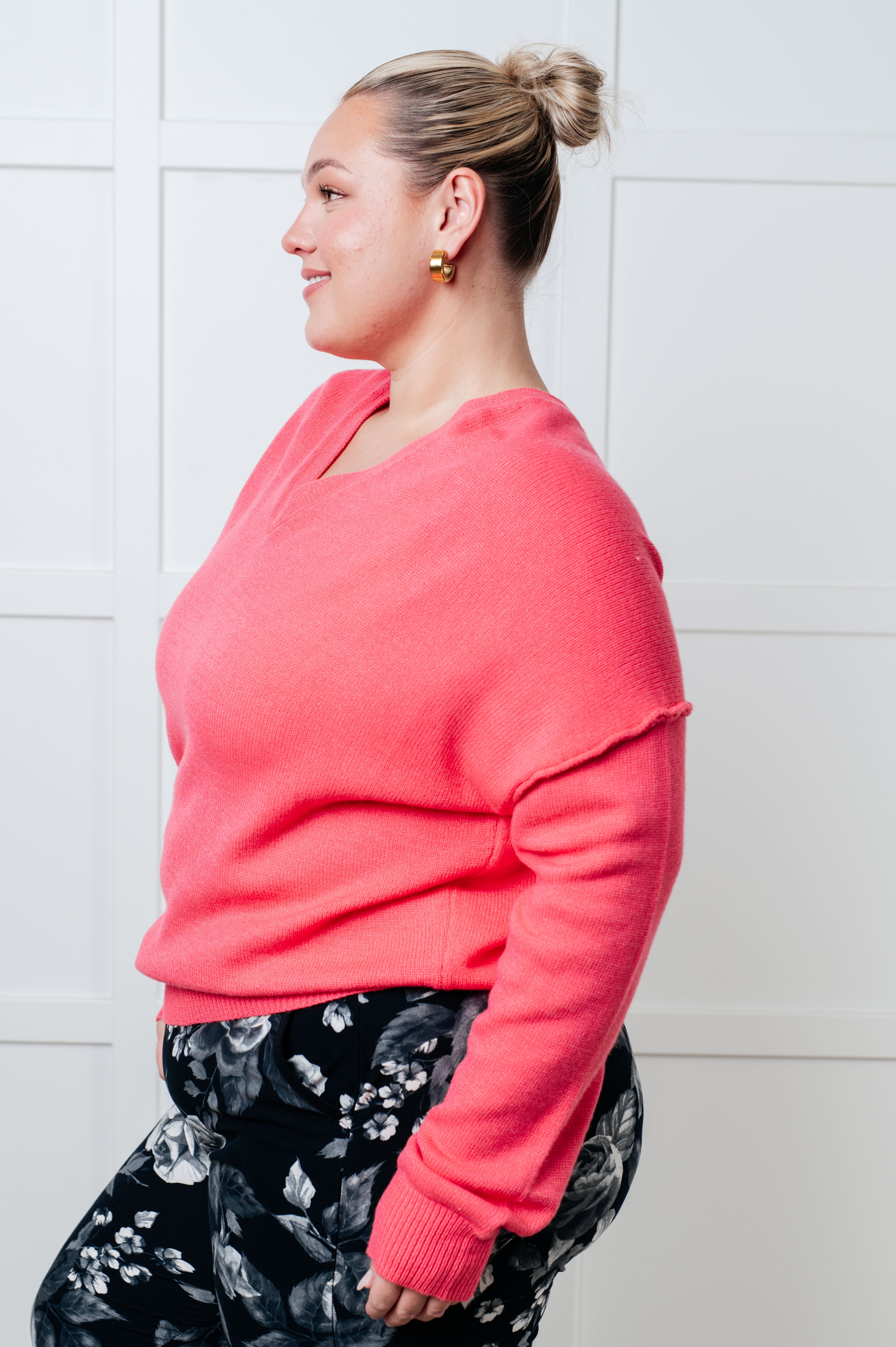 Very Understandable V-Neck Sweater in Pink-Tops-Stay Foxy Boutique, Florissant, Missouri