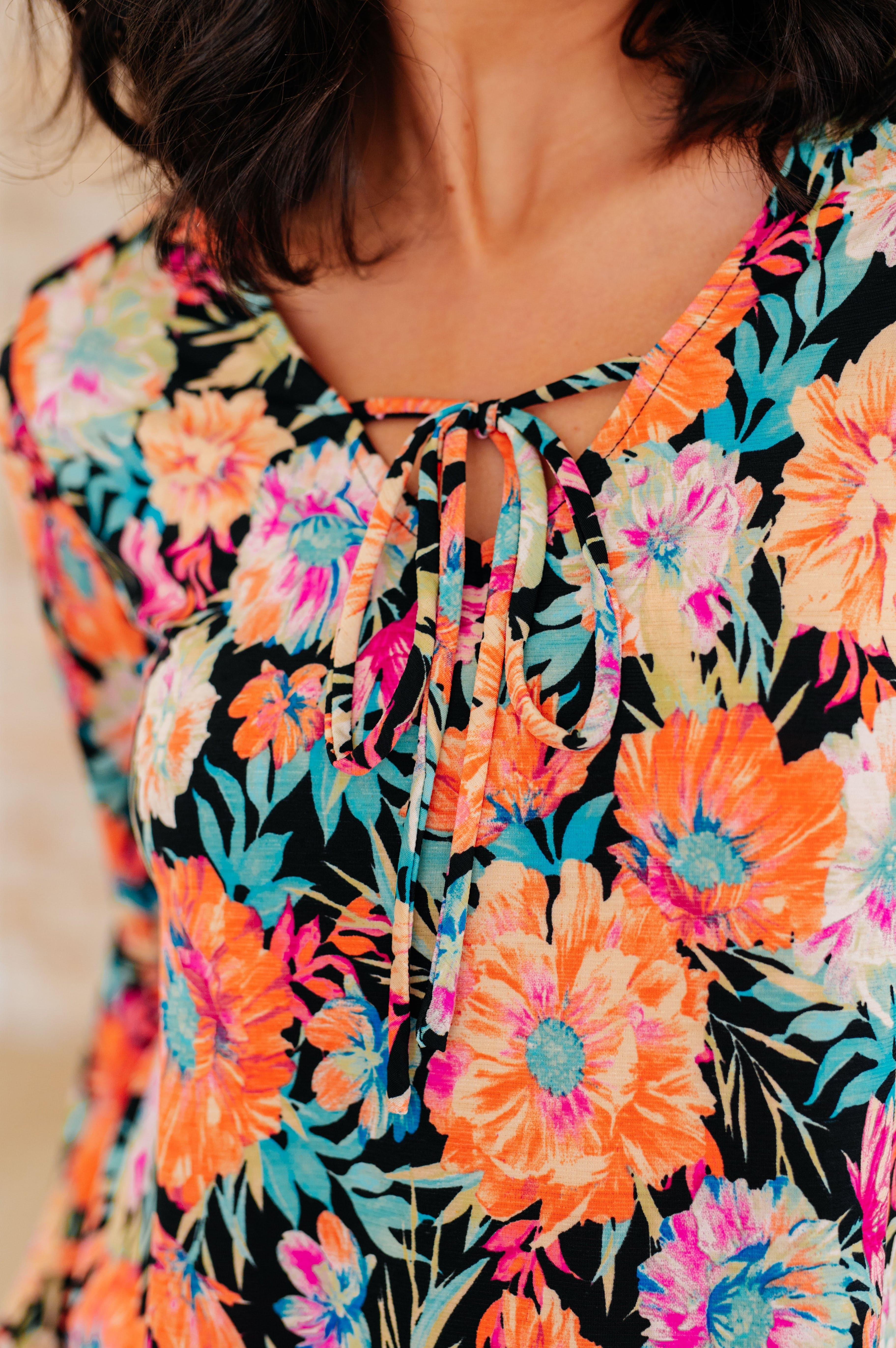 Willow Bell Sleeve Top in Black and Persimmon Floral-Tops-Stay Foxy Boutique, Florissant, Missouri