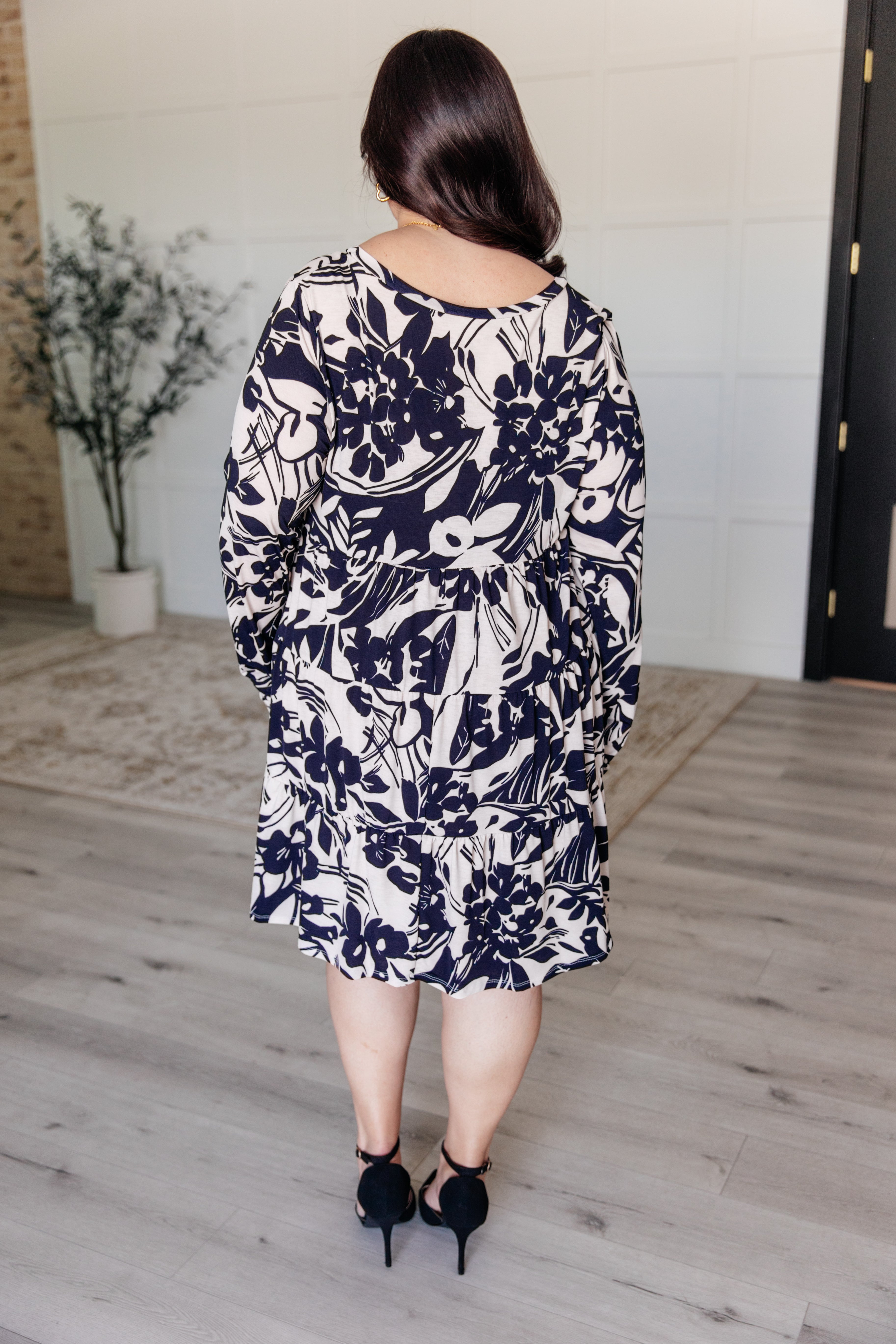 Worthwhile Moment Floral Tiered Dress in Oatmeal and Navy-Dresses-Stay Foxy Boutique, Florissant, Missouri