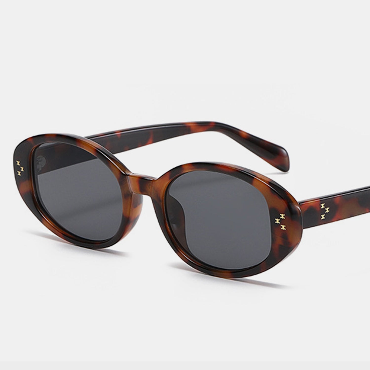 Polycarbonate Frame Oval Sunglasses-Stay Foxy Boutique, Florissant, Missouri