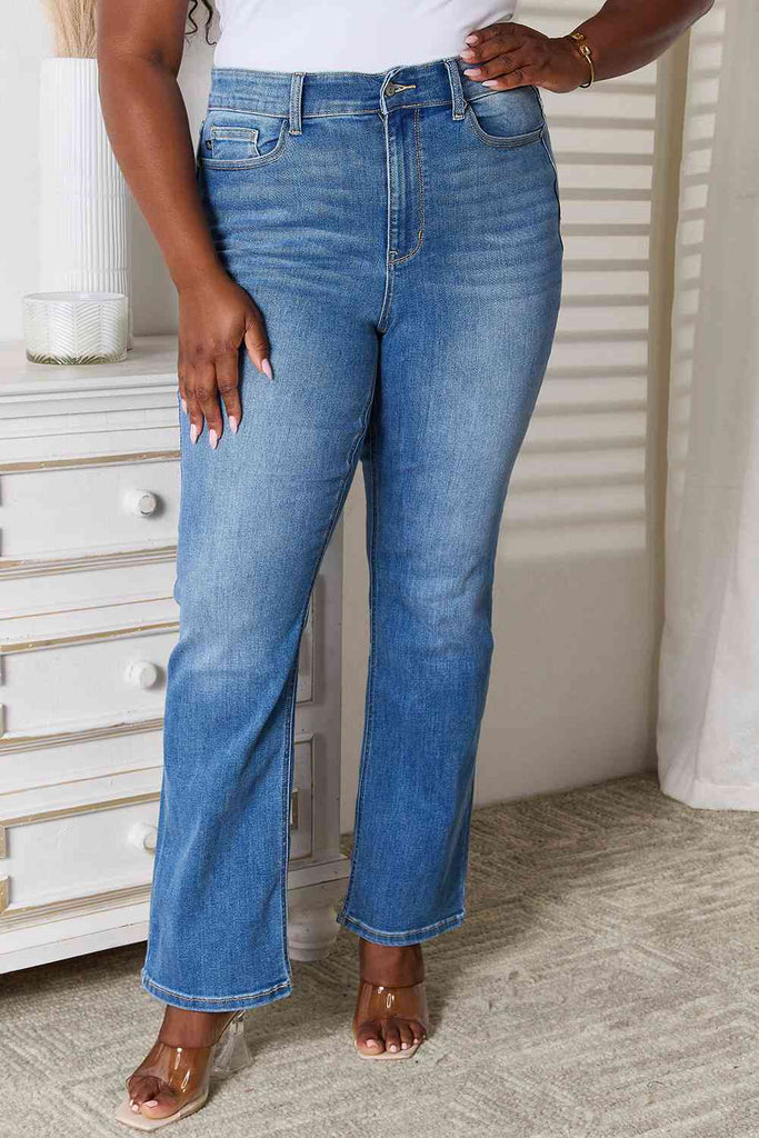 Judy Blue Full Size Straight Leg Jeans with Pockets-Stay Foxy Boutique, Florissant, Missouri
