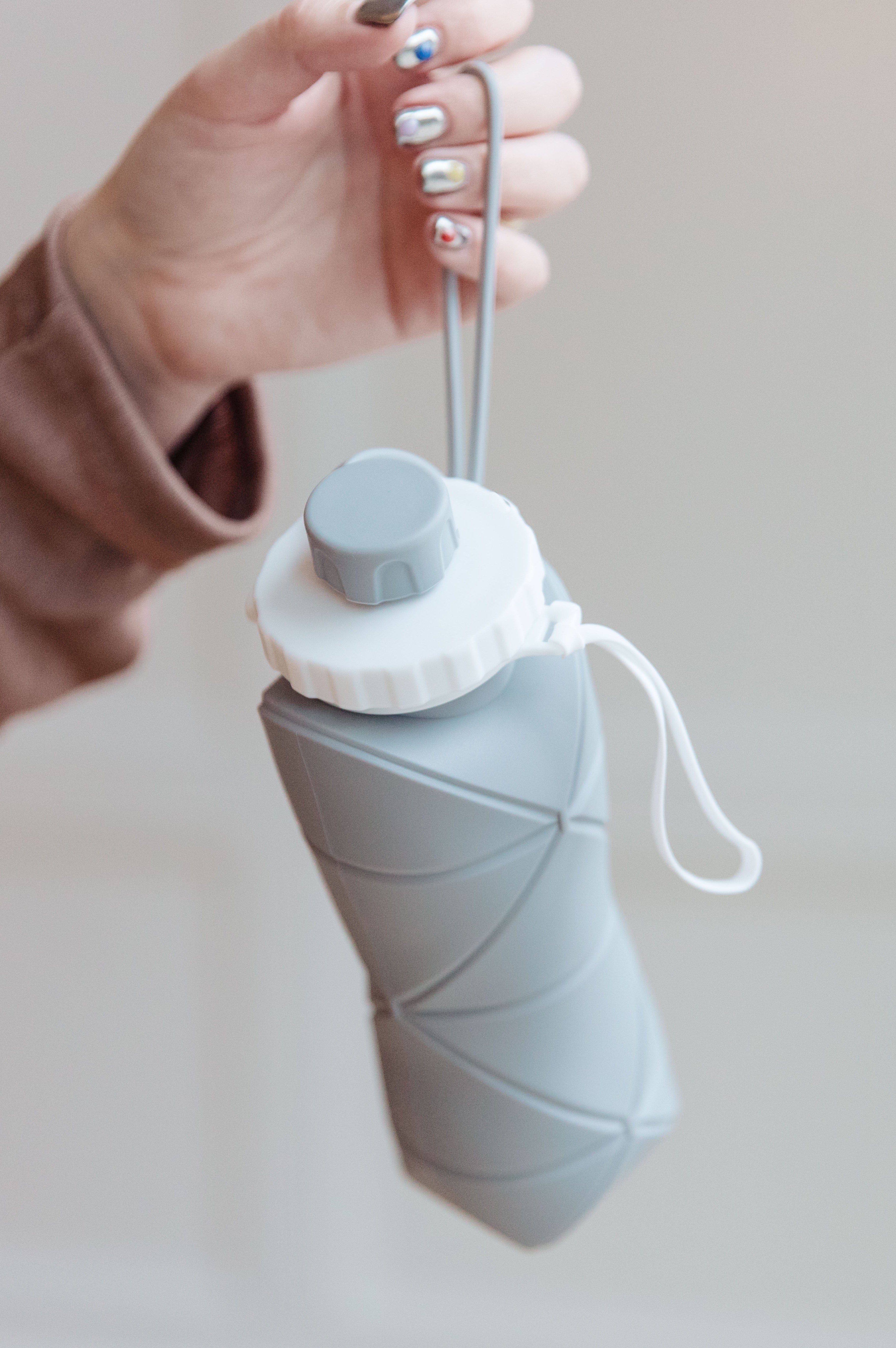 Collapsing Silicone Water Bottle in Diamond Gray-Womens-Stay Foxy Boutique, Florissant, Missouri
