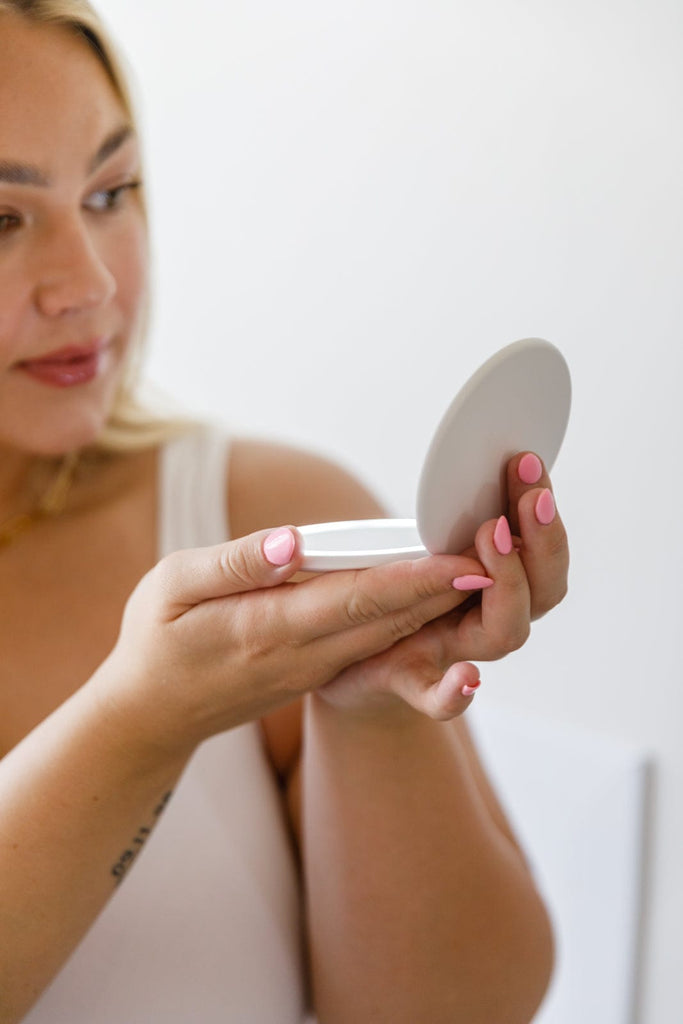 Double Take LED Compact Mirror in White-Womens-Stay Foxy Boutique, Florissant, Missouri