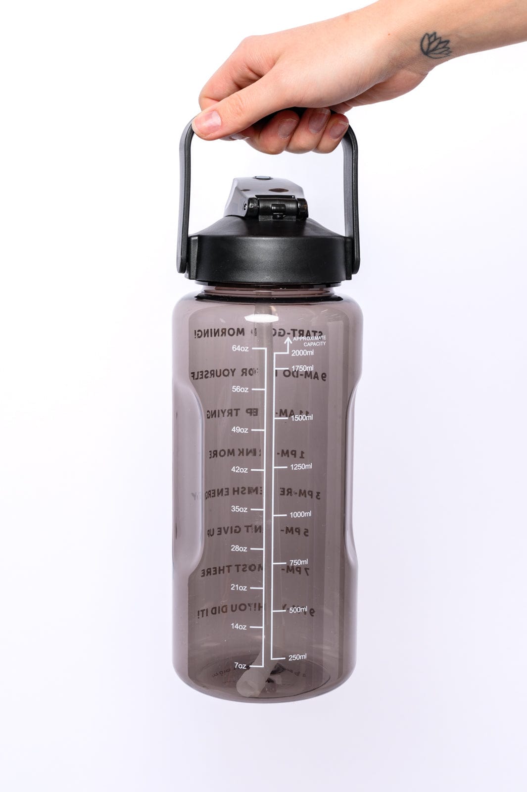 Elevated Water Tracking Bottle in Black-Womens-Stay Foxy Boutique, Florissant, Missouri