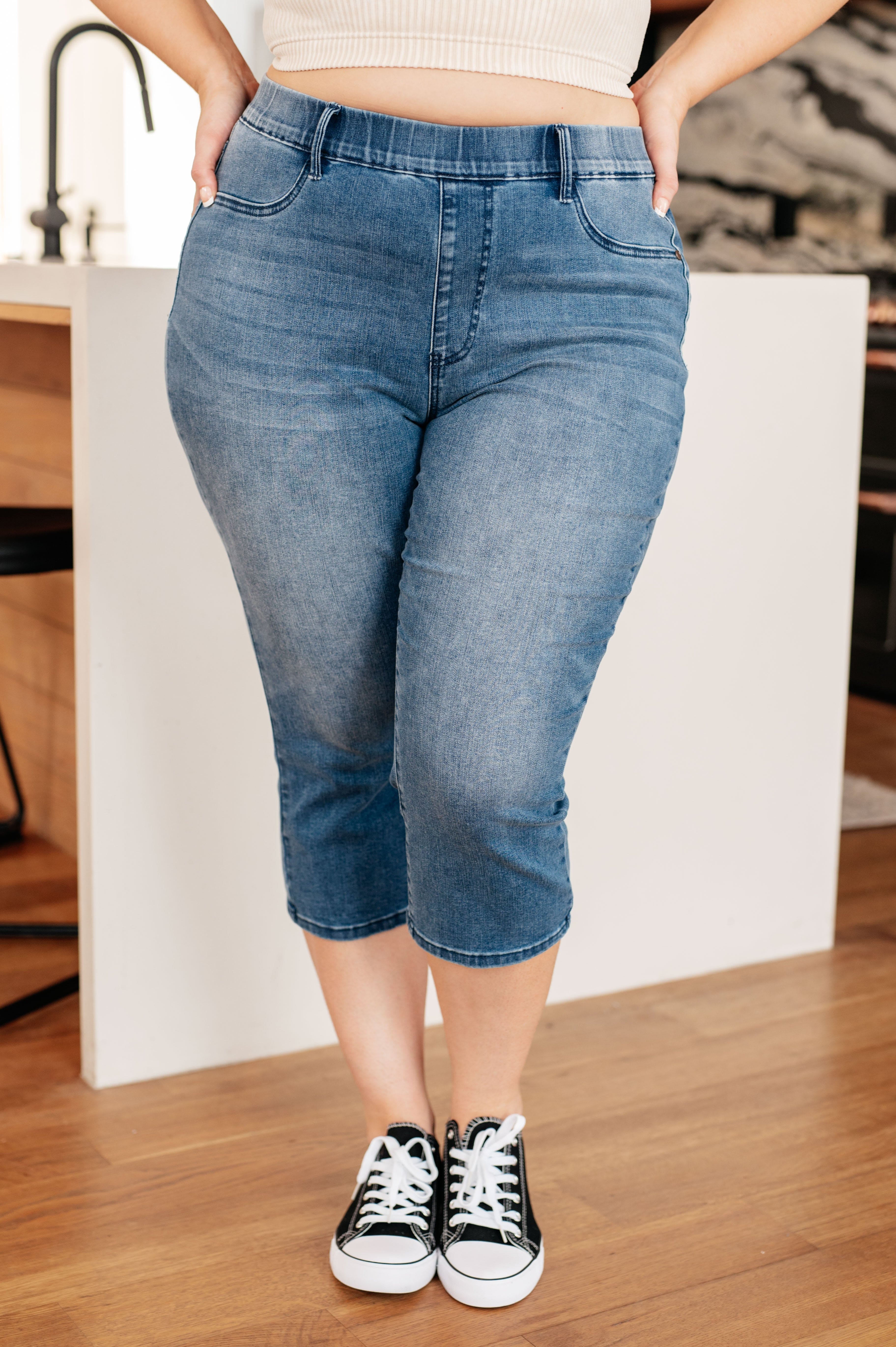 Emily High Rise Cool Denim Pull On Capri Jeans-Womens-Stay Foxy Boutique, Florissant, Missouri