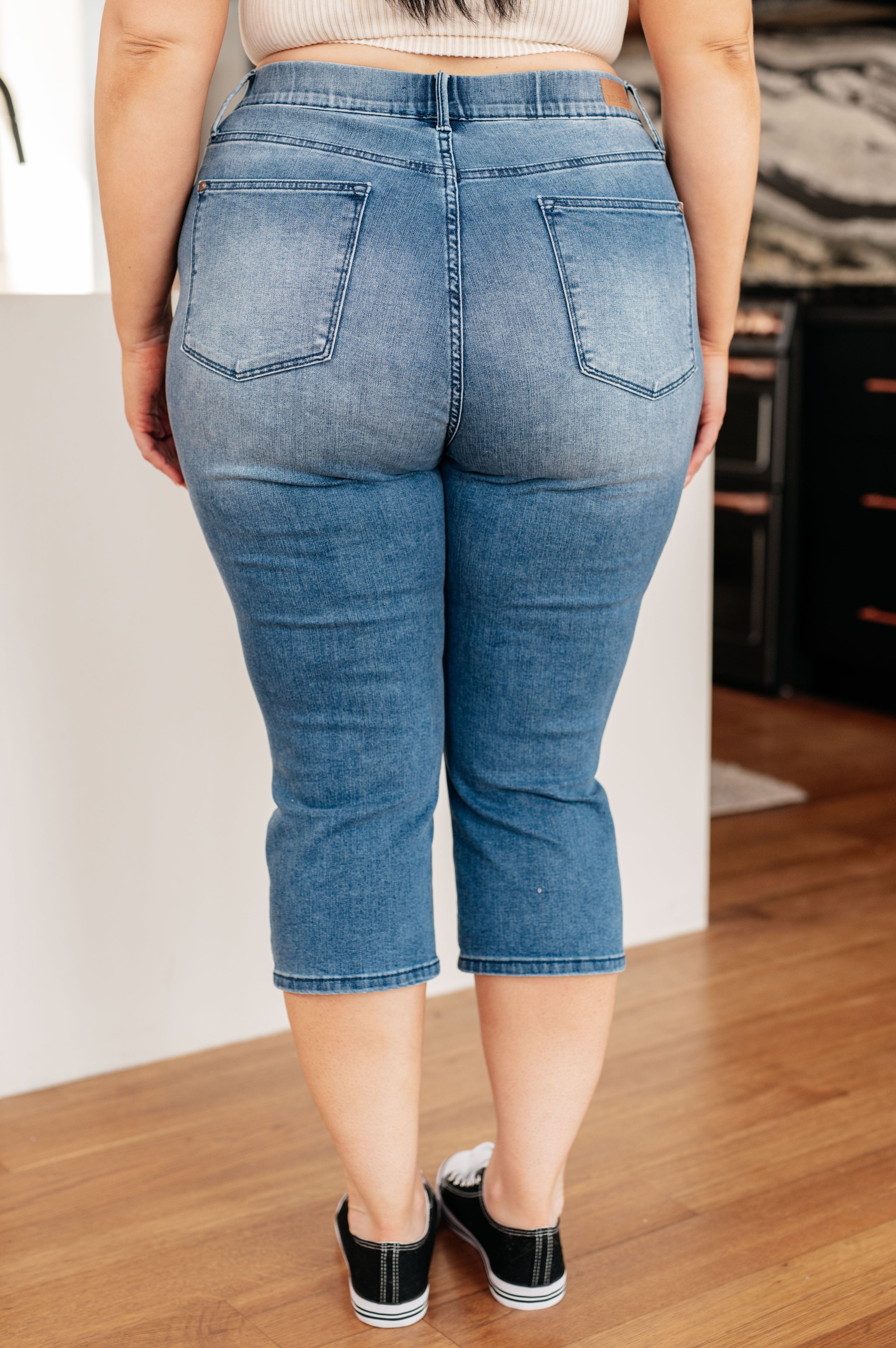 Emily High Rise Cool Denim Pull On Capri Jeans-Womens-Stay Foxy Boutique, Florissant, Missouri