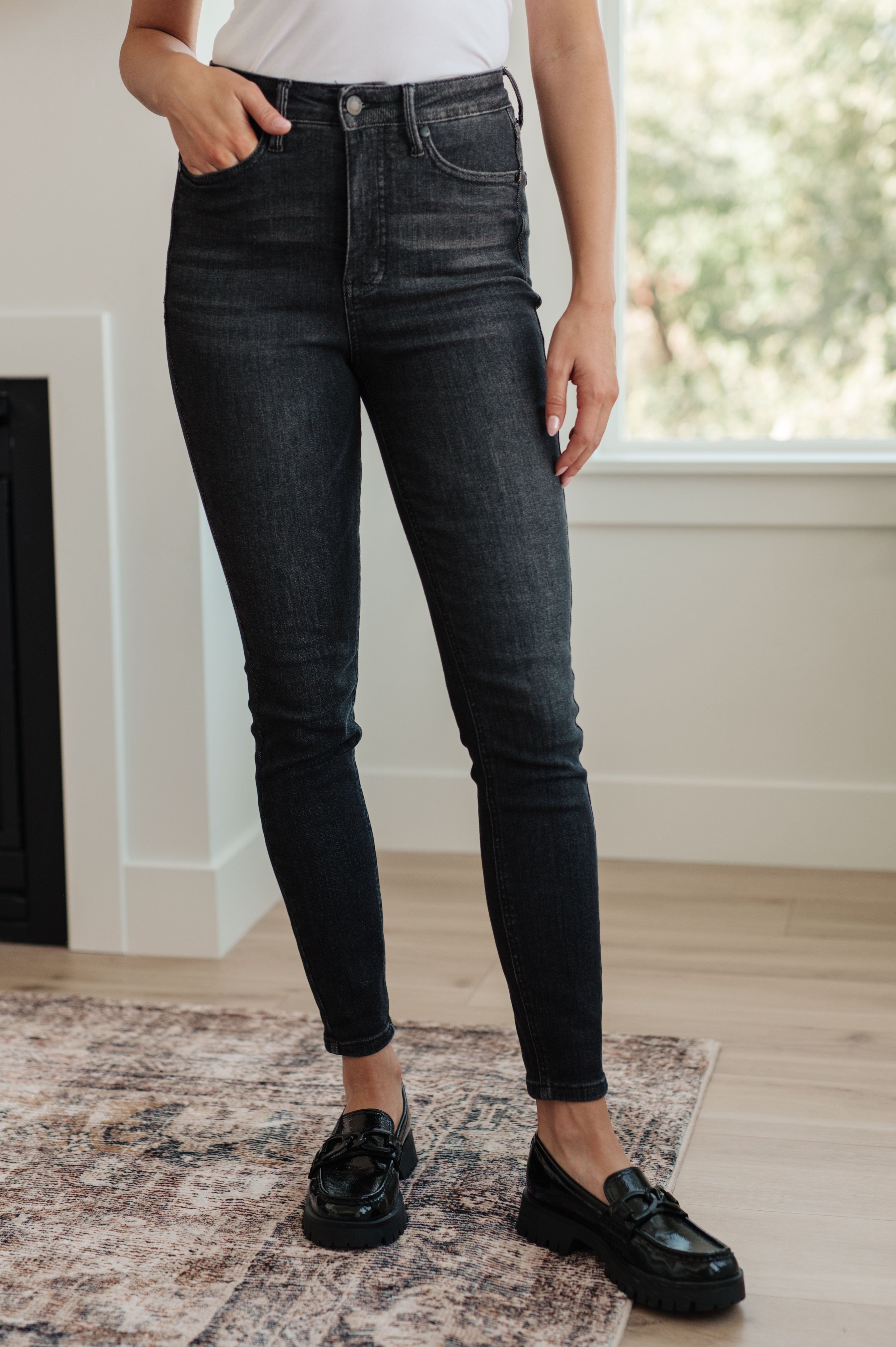 Octavia High Rise Control Top Skinny Jeans in Washed Black-Womens-Stay Foxy Boutique, Florissant, Missouri